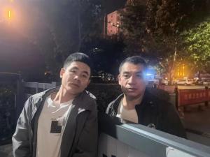 市文旅集團(tuán)一線戰(zhàn)“疫”之：古有木蘭替父從軍，今有老翁代子抗“疫”——集團(tuán)員工父子王小強(qiáng)、王浩的抗“疫”故事