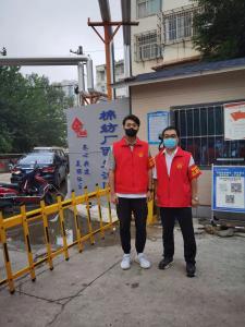 市文旅集團(tuán)一線戰(zhàn)“疫”之：“帥飛了”組合秒變“救火勇士”，“暖心”大白全心全意為居民服務(wù)